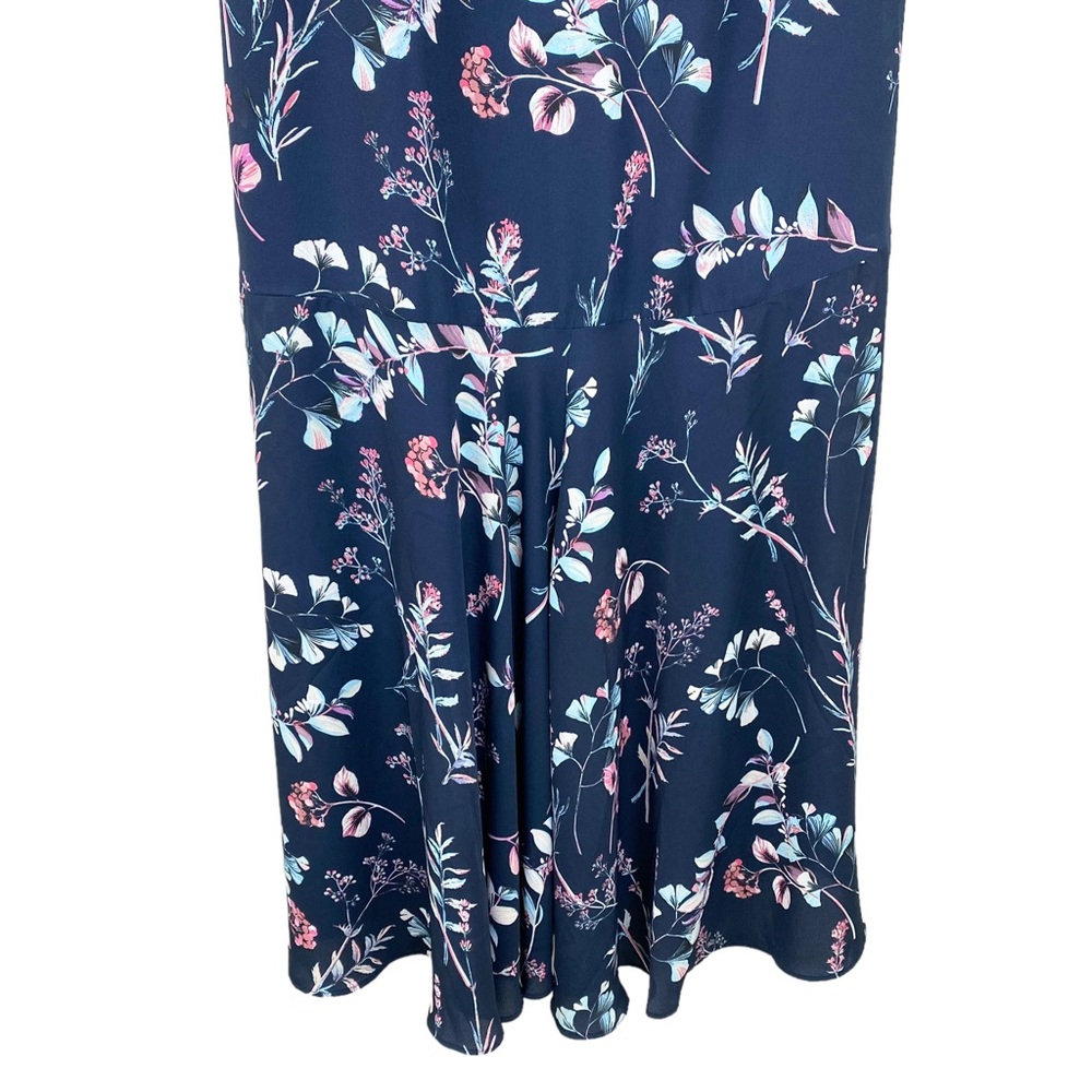 Banana Republic Floral Ruffle-Wrap Maxi Dress 6 - Picture 10 of 12